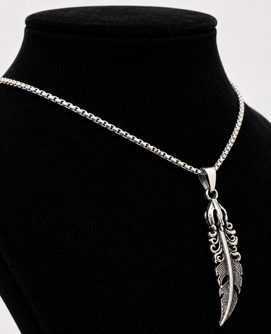 Power Leaf Pendant
